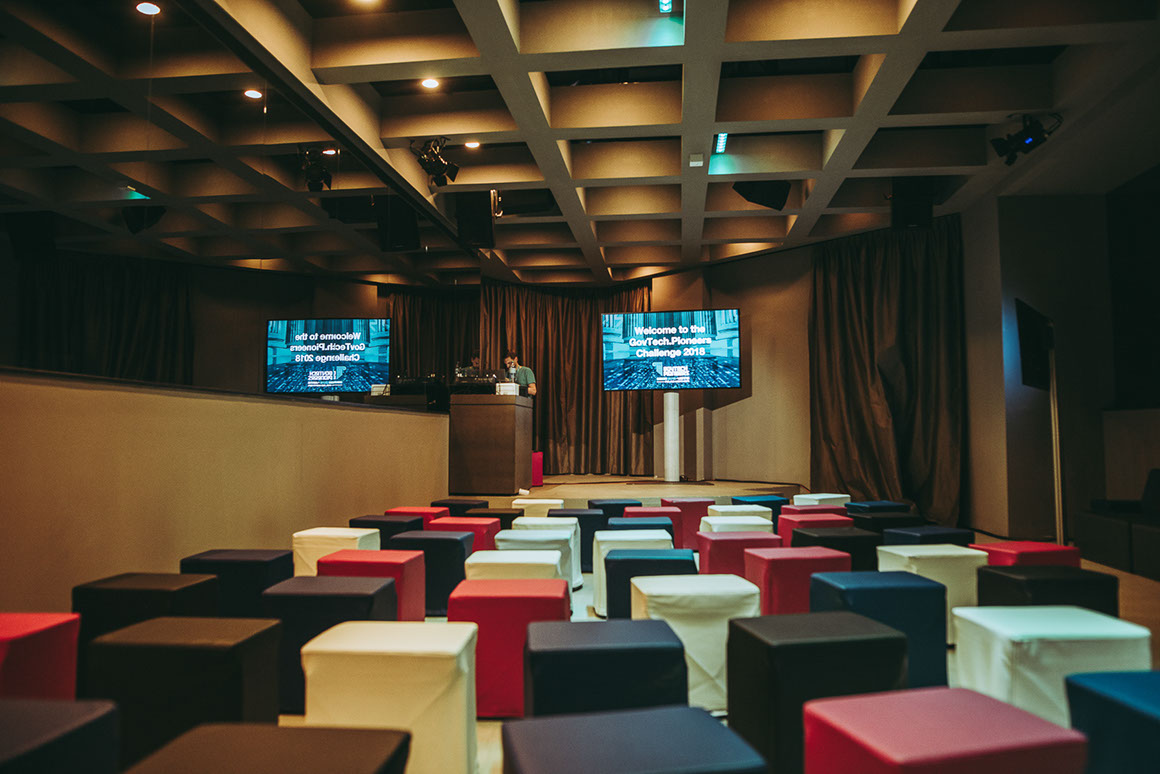 Grey-Theater-Saal