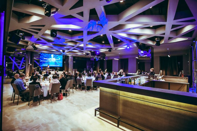 50 Personen Tagung by IAA | Palais Wertheim